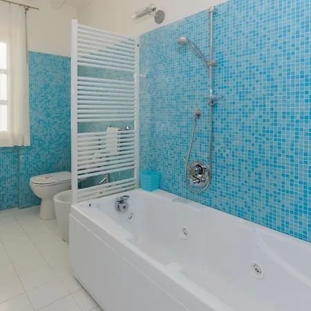 Exclusive Beautiful Pool House Surrounded By Greenery, Modern, Luxury Finishes Camaiore