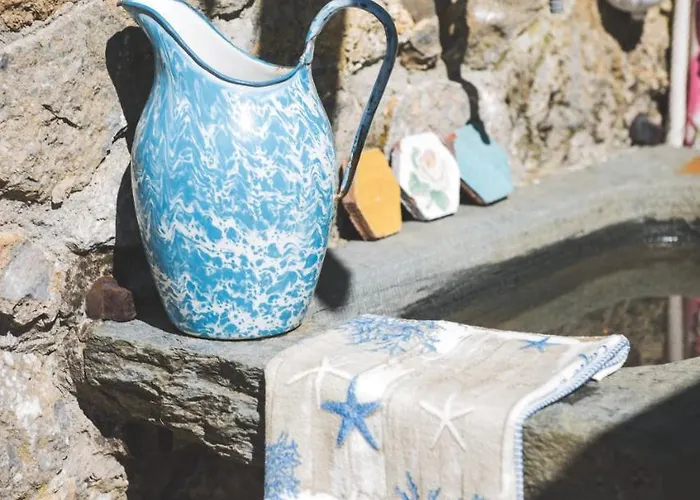 Exclusive Beautiful Pool House Surrounded By Greenery, Modern, Luxury Finishes 펜션