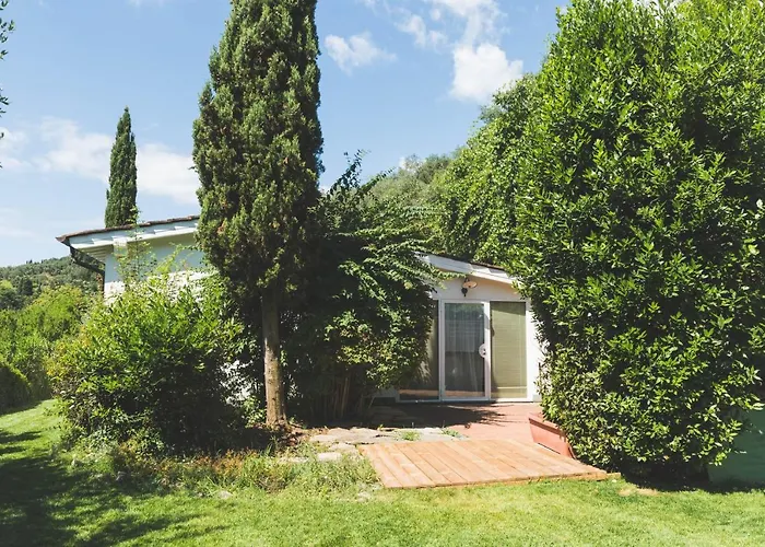 Exclusive Beautiful Pool House Surrounded By Greenery, Modern, Luxury Finishes 펜션